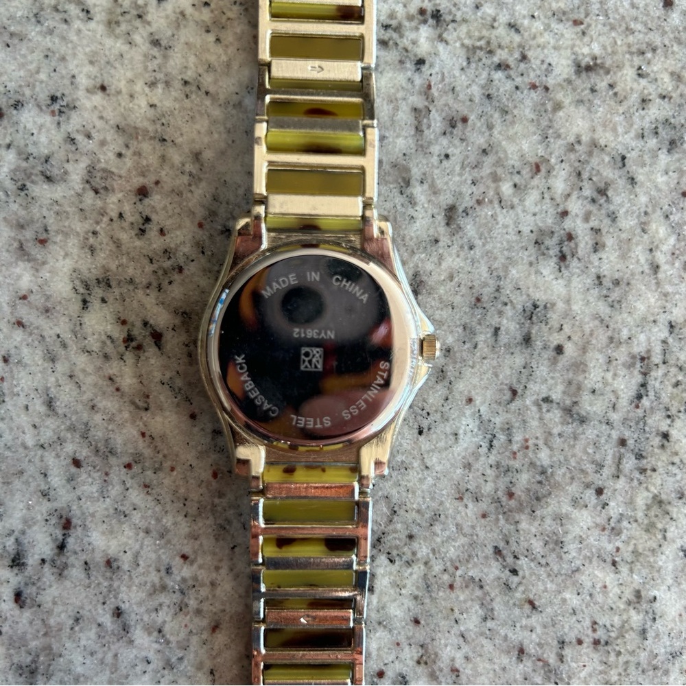 Watch Lot- Black, Rose Gold, Burgundy, Gold - Picture 11 of 12